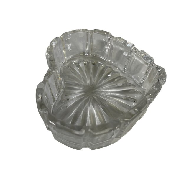 Vintage Heart Shaped Glass Trinket Box Jewelry 3 1/2" Beautiful - Picture 4 of 5